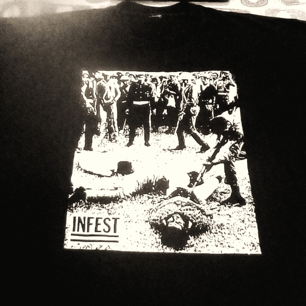 Band t-shirt XL black Infest original print vintage early 80's mint condition